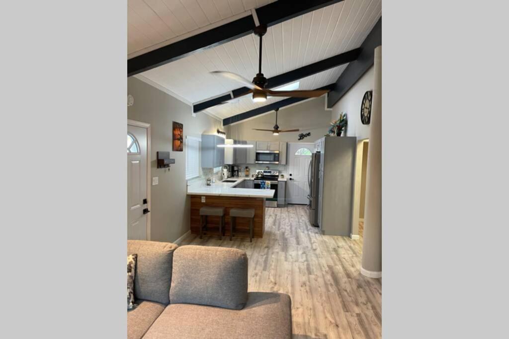 Spacious 2 Bedroom Beach House With King Suite Waianae Exterior foto