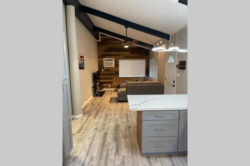 Spacious 2 Bedroom Beach House With King Suite Waianae Exterior foto