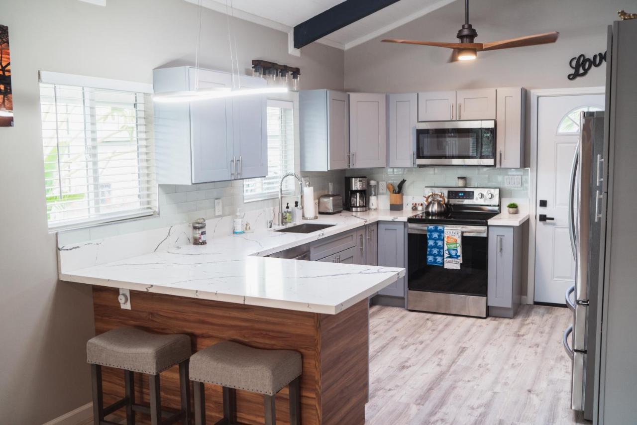 Spacious 2 Bedroom Beach House With King Suite Waianae Exterior foto